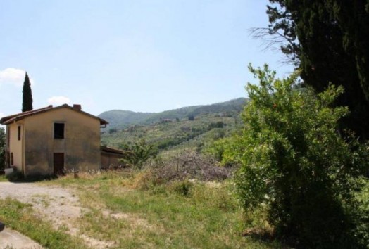 Colonica  VENDITA  Quarrata