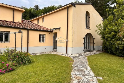 Porzione di colonica  VENDITA  Bagnolo