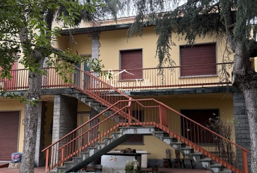 Villa  VENDITA  Prato