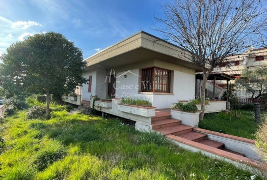 Casa Indipendente  VENDITA  Montale