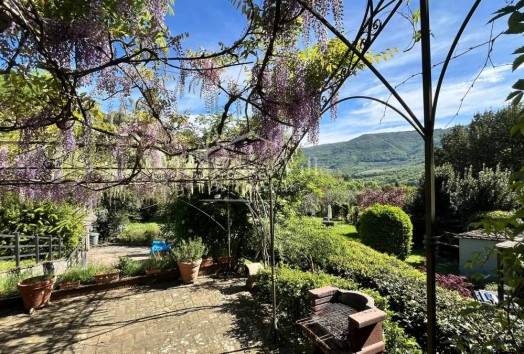 Casa Indipendente  VENDITA  Vaiano