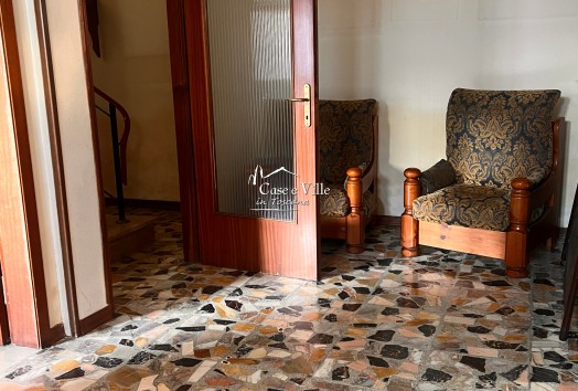Casa Indipendente  VENDITA  Montemurlo
