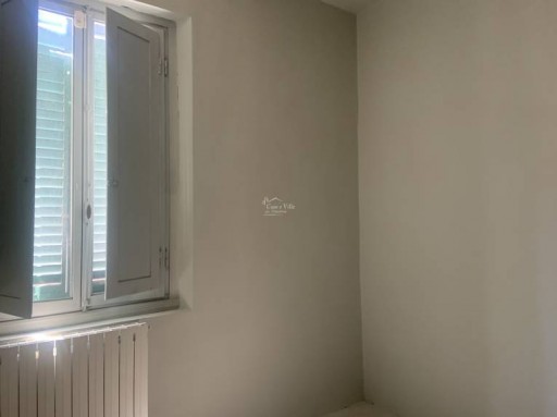 Capannone Prato  AFFITTO