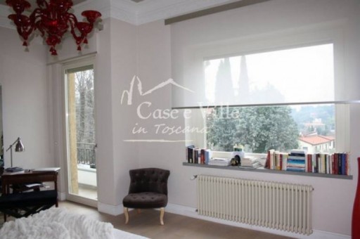 Villa Prato  VENDITA