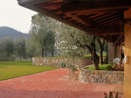 Villa Poggio a Caiano  VENDITA