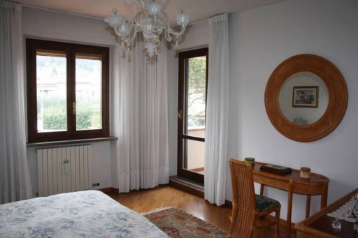 Villa Prato  VENDITA