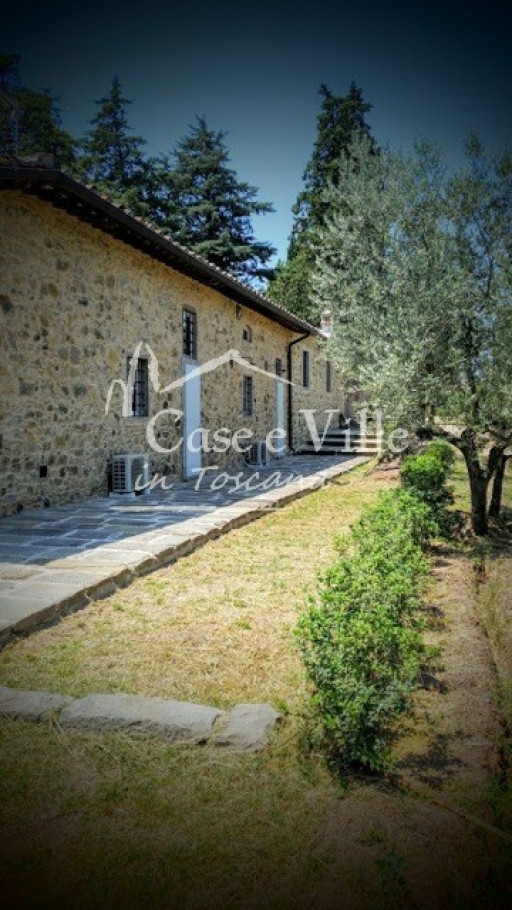 Colonica Carmignano  VENDITA