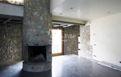 Villa Prato  VENDITA