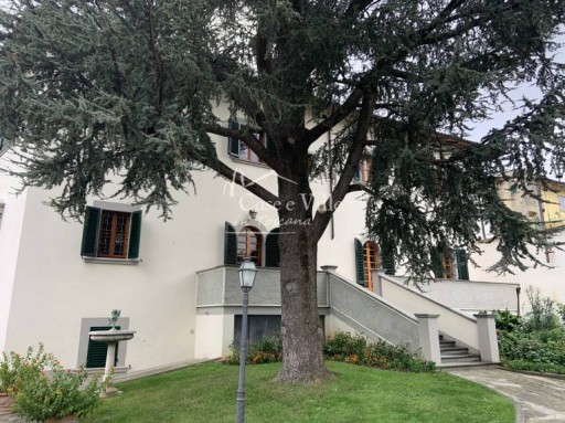 Villa Prato  VENDITA