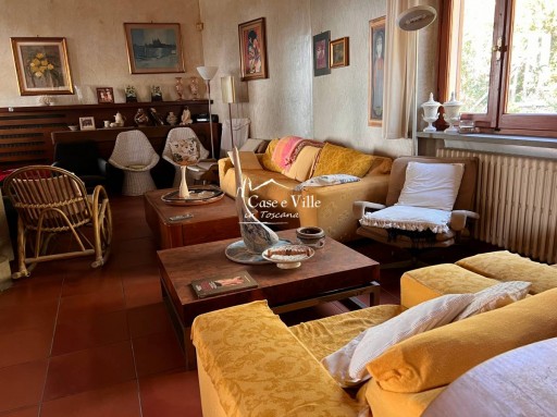 Villa Prato  VENDITA