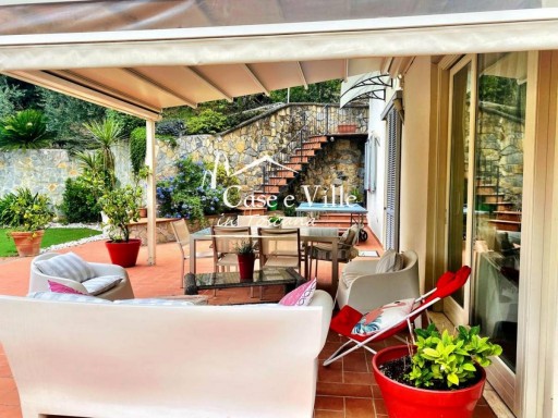 Villa Prato  VENDITA