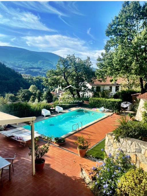 Villa Prato  VENDITA