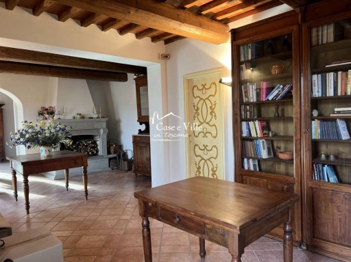 Colonica Carmignano  VENDITA