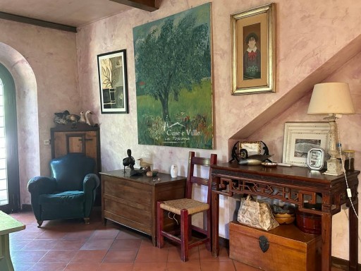 Colonica Prato  VENDITA