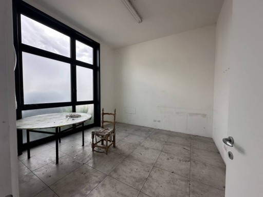 Capannone con Appartamento Prato  AFFITTO