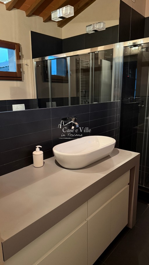 Terratetto Prato  AFFITTO