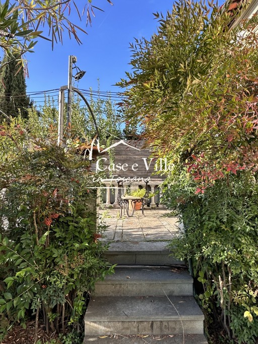 Villa Prato  VENDITA