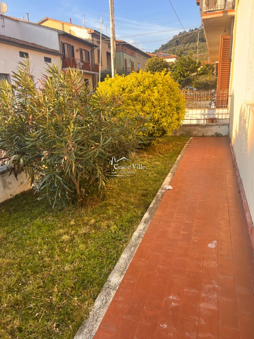 Casa Indipendente Montemurlo  VENDITA