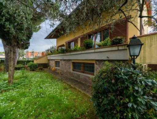 Villa Calenzano  VENDITA