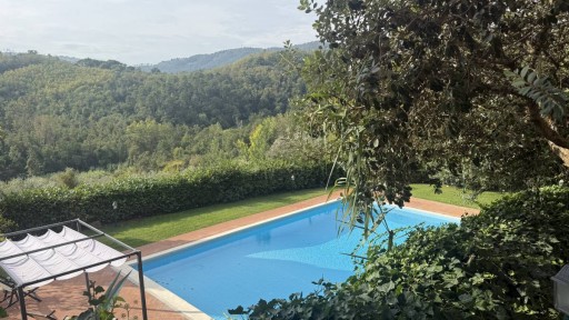 Colonica Pistoia  VENDITA
